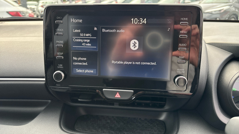 Toyota Yaris 1.5 Hybrid Design 5dr CVT Hybrid Hatchback